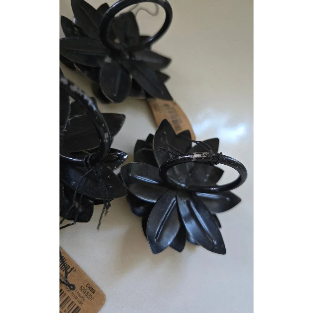 Pier 1 Imports Succulent Flower Napkin Rings Set of 5‎ Green Red Gem SKU 2512973